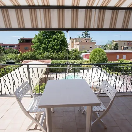 Iara Villa *